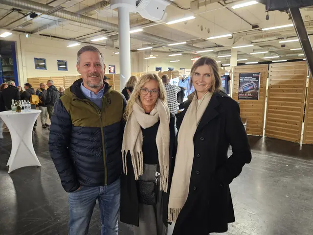 Johannes und Ramona Weintögl mit Gertraud Mühlbachler
