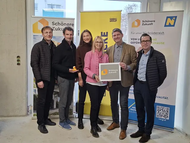 v.l.n.r.: DI Robert Gerstl, Abgeordneter zum NÖ Landtag René Lobner, Oana Erblich, Dipl. Päd. Bürgermeisterin Monika Obereigner-Sivec, Dipl.-Ing. Stefan Haertl, Dipl.-Ing. Ernst Hofmeister | Foto: Gemeinde Groß Enzersdorf