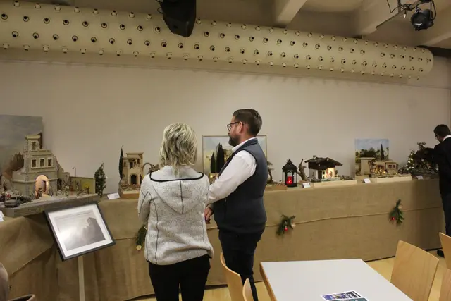 Die Krippenausstellung lockte zahlreiche Besucher an.