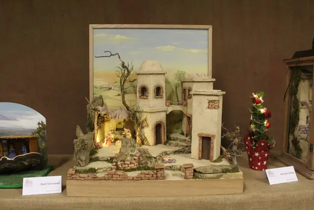 Jede Krippe, die im Verein entsteht, ist ein Unikat und wird nach den Vorstellungen und Wünschen der jeweiligen Krippenbauer gefertigt. 