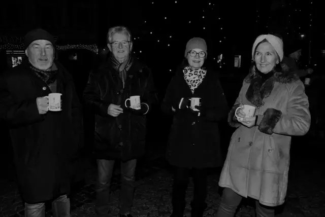 Einen einzigartigen, musikalischen  Adventkalender organisiert Markus Pöcksteiner aus Sarmingstein am Greiner Hauptplatz. Gestartet wurde am 1. Dezember mit Ensembles der Stadtkapelle Grein.  | Foto: Zinterhof