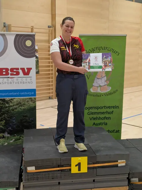 Traditional Damen | Foto: Oliver Monod-Roider