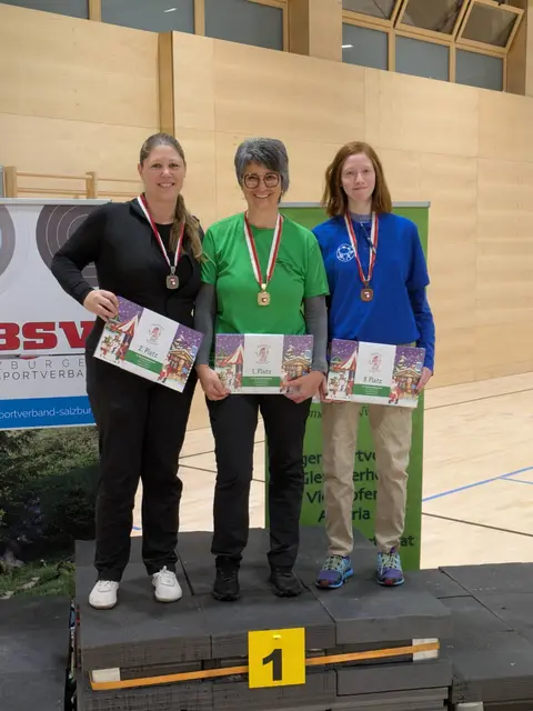 Die Blankbogen Damen Sieger | Foto: Oliver Monod-Roider