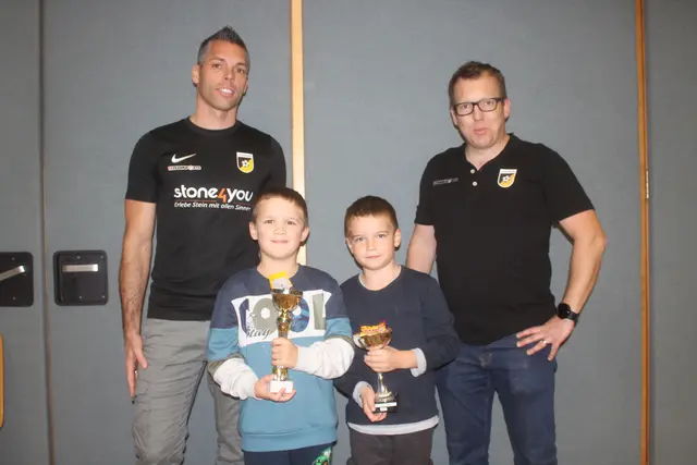 Ehrungen für U8. | Foto: arbes