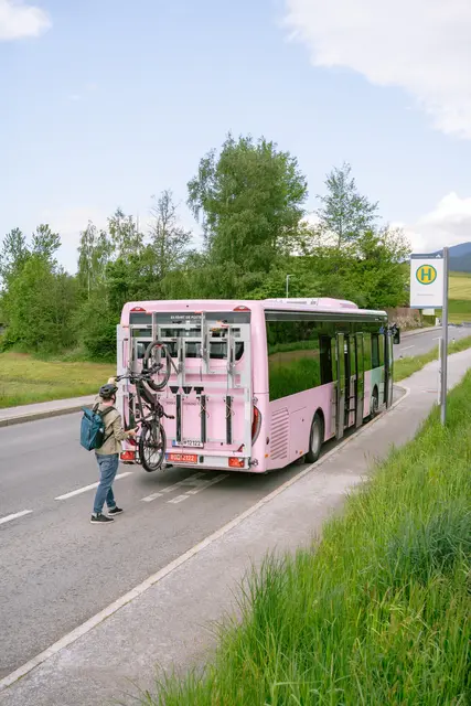 Tirol hat mit rund 67 Millionen Angebotskilometern pro Jahr österreichweit das dichteste Öffi-Netz.  | Foto: VVT