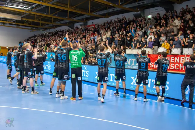 Riesenfreude bei den HSG-Spielern und ihren Fans in Bärnbach | Foto: CAPA