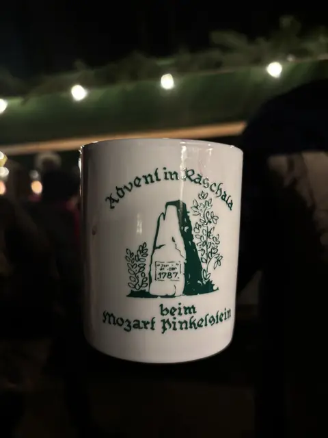 Eigene Häferl für den Adventmarkt Raschala | Foto: Alexandra Goll