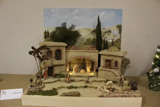 Jede Krippe, die im Verein entsteht, ist ein Unikat und wird nach den Vorstellungen und Wünschen der jeweiligen Krippenbauer gefertigt. 