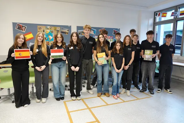 An der HAK/HAS wird eine Vielzahl an Sprachen geboten. Momentan hoch im Kurs: Spanisch. | Foto: Bernhard Kerezsi