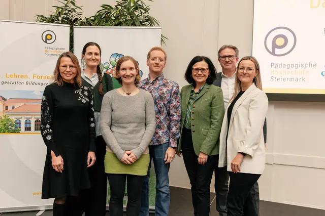 Expertinnen und Experten diskutierten in der Pädagogischen Hochschule Steiermark rund ums Thema Ernährung. Am Foto: Beatrix Karl, Julia Ring, Nina Hoheneder-Arrer, Fritz Treiber, Sandra Holasek, Christoph Holzer, Moderatorin Elisabeth Obermann (v. l.) | Foto: Rauter/PH Steiermark
