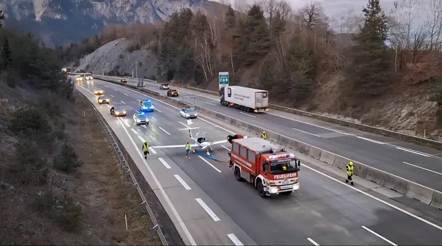 Im Einsatz standen neben sechs Polizeistreifen auch die freiwillige Feuerwehr und die ASFINAG. | Foto: Freiwillige Feuerwehr Hohenthurn