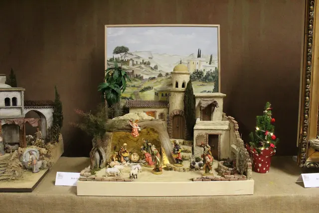 Jede Krippe, die im Verein entsteht, ist ein Unikat und wird nach den Vorstellungen und Wünschen der jeweiligen Krippenbauer gefertigt. 