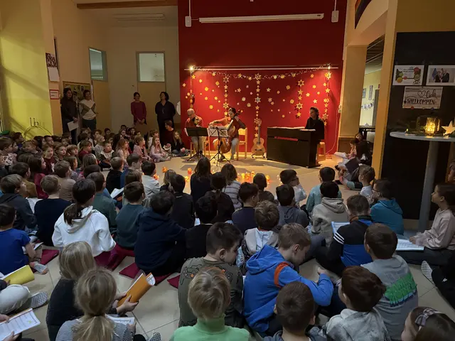 Jedes Jahr zu Beginn der Adventzeit findet in der Volksschule Kremsmünster Markt der „Tag der Stille“ statt.  | Foto: Volksschule Kremsmünster Markt
