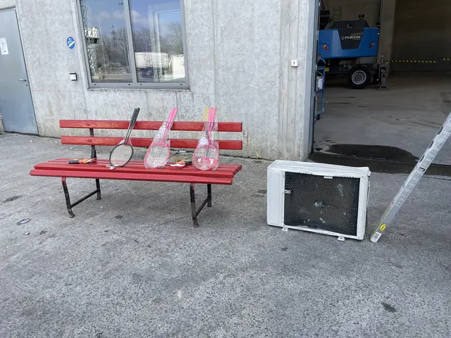 Ein paar kuriose Funde. | Foto: Victoria Edlinger