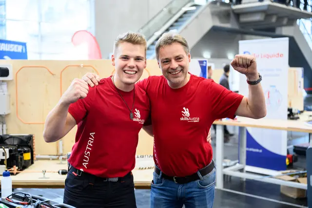 Zwei Kältetechniker auf Erfolgskurs: Jonas Danninger und Vater Rupert Danninger sind ein eingespieltes Team. | Foto: Austrian Skills