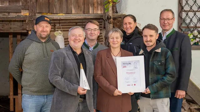 Daniel Diesenreither (2.v.r.) ist der Master Mind hinter der Wandi-App. | Foto: Siwa Online GmbH