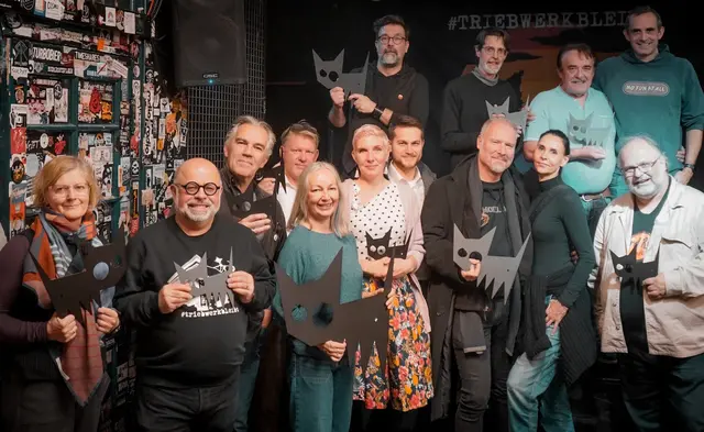  Adil Al-Sayegh, Notar Michael Platzer, Apotheker Willi Kornfeld, Marion Puritscher, Katharina Fruhmann und Michael Diller von den Grünen Wiener Neustadt, Conrad Heßler, Christian Wagner, Dieter Nemetz mit Tanja Ehrenböck-Fortin, Erich Leutgeb, Armin Fischer und Michael Wilczek | Foto: Verein Jugend und Kultur / Steiner