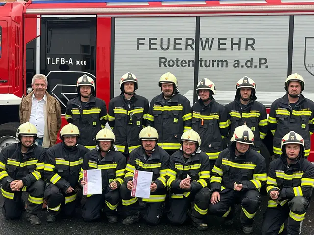 Dreizehn Mitglieder der Feuerwehr Rotenturm absolvierten die Branddienstleistungsprüfung in Gold. | Foto: Feuerwehr Rotenturm