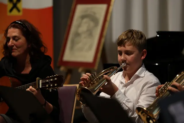 Musikalische Ensembles aus Blechbläsern, Streichern und Bandprojekten begeistern das Publikum. | Foto: Thomas Loier