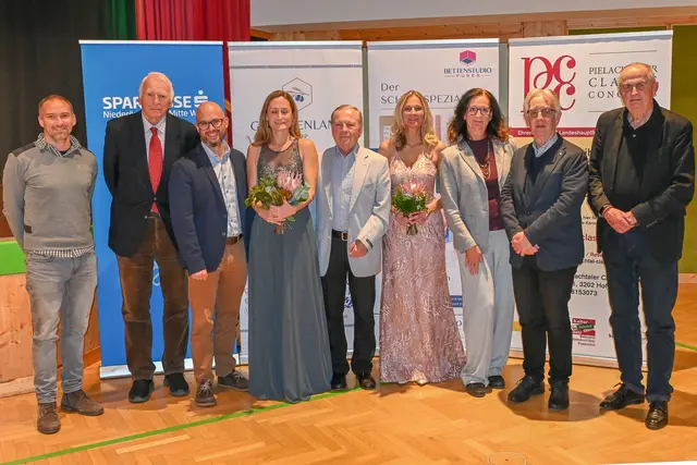 Michael Ebner, Johann Rzeszut, Martin Robausch, Christine David, Gerhard Habl, Stephanie Timoschek, Heidi und Gerhard Purer, Günter Holzweber | Foto: Andreas Daxböck