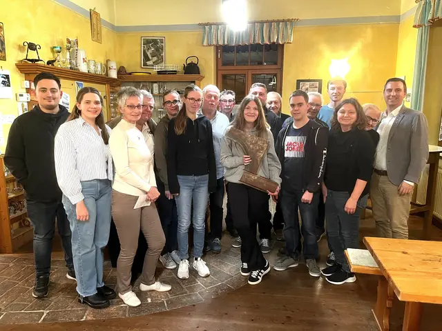 Die Planungsgruppe der Gesunden Gemeinde Staatz war glücklich über den großen Erfolg des ersten Treffens den neuen Staatzer Generationeprojektes, das für mehr Verständigung zwischen Jung und Alt sorgen soll.  | Foto: Gemeinde Staatz