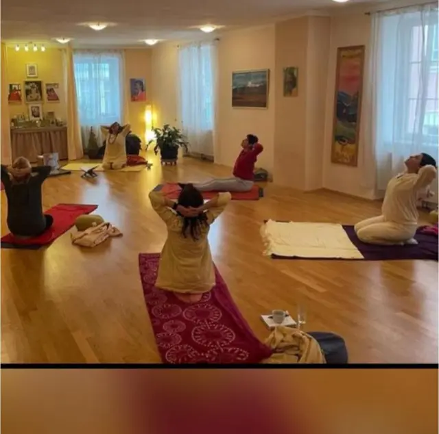 Im Yoga Zentrum in Klagenfurt locken viele verschiedene Kurse und Workshops. | Foto: Yoga im täglichen Leben