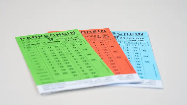 Die Gebühren für Parkscheine und das Parkpickerl werden ab 2026 um 30 Prozent erhöht. | Foto: Valentina Marinelić/MeinBezirk