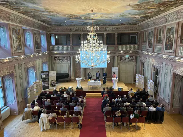 Im wunderschönen Ambiente des Schlosses Zell an der Pram fand am Freitag, 21. November 2025 die Leader-Halbzeitfeier vom Regionsverband Sauwald-Pramtal statt. | Foto: Regionsverband Sauwald-Pramtal