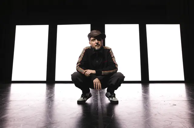 Choreografiert wurde das Stück vom belgischen Künstler Sidi Larbi Cherkaoui.  | Foto: Jeroen Hanselar
