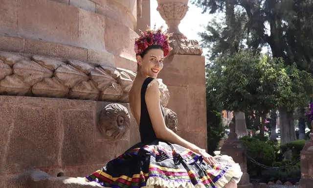 Belinda Rohringer – auf Social Media bekannt als "Ballerina Belinda" – verbindet Tanz und Gesang. | Foto: Rohringer/privat