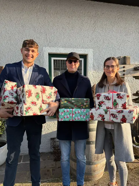 Die Spendenübergabe der JVP aus Schwanenstadt und Umgebung.