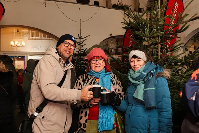 Gemeinderat Michael Roth-Schmida, Fraktionsvorsitzende Gerlinde Grünn und Christina Pree (alle KPÖ). | Foto: MeinBezirk/Reischl