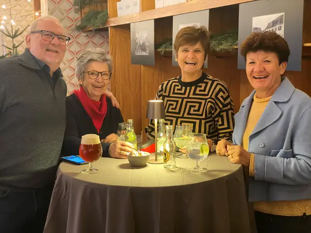 Im Pop-up-Shop von Lava Bräu lässt sich dem Geschmack von Bier, Whisky und Gin nachspüren. | Foto: Lava Bräu