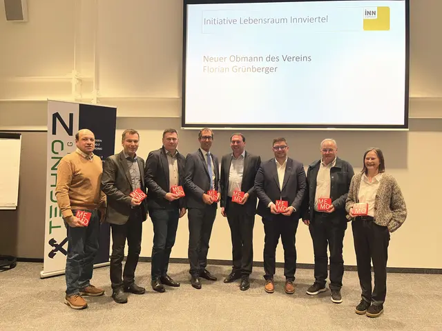 Der Vorstand: Christoph Schneiderbauer, Klaus Jagereder, Gerald Kronberger, Florian Kolmhofer, Florian Grünberger, Benjamin Salhofer, Klemens Steidl, Andrea Eckerstorfer | Foto: Lebensraum Innviertel