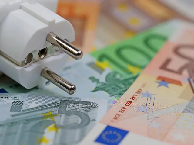 Erfreuliche Nachricht: Die Energie Ried senkt die Strompreise. | Foto: mschuppi/smarterpix