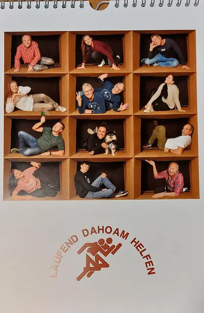 So sieht das Kalender-Deckblatt mit den "Laufend dahoam helfen"-Mitgliedern aus.