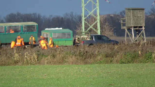 Die Polizei war mit mehreren Fahrzeugen sowie einem Hubschrauber vor Ort. | Foto: VGT