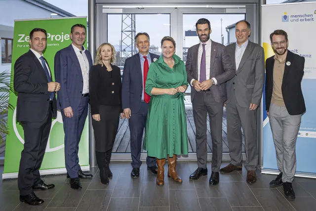 Robert Lagler, Günther Widy, Karmen Frena, Michael Pichler, Susanne Rosenkranz, Udo Landbauer, Rainer Irschik, Andreas Onea. | Foto: fotoplutsch