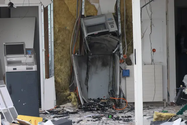 Die Bankomaten-Sprenger richteten im April in der Bank in der Boschstraße einen riesigen Schaden an. | Foto: laumat.at