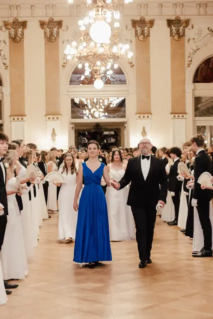 Am 29. November fand der erste von fünf Debütbällen der Tanzschule Horn im Linzer Palais statt. | Foto: Tanzschule Horn