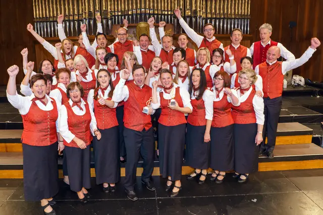 Das Bekenntnis zur Tradition und der Moderne zeigt sich in der gesungenen Literatur genauso wie in der Chorgemeinschaft, in der Jugendliche genauso ihren Platz haben wie routinierte Sänger jenseits der 70er. | Foto: Kirchenchor Obervellach