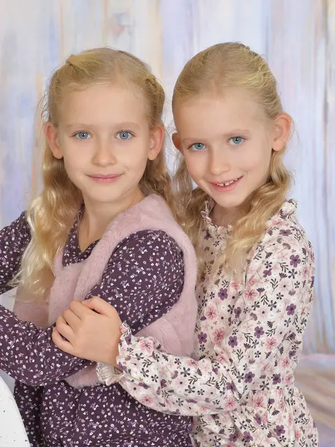 Annika und Amelie Aleschko haben viele Gemeinsamkeiten. | Foto: Foto Schwarzenegger