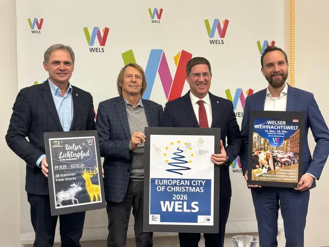 Zeigen sich erfreut über die Auszeichnung: Peter Jungreithmair vom Wels-Marketing, Jörg Wanik vom Gösser Bräu, Bürgermeister Andreas Rabl (FPÖ)und Wirtschaftsstadtrat Martin Oberndorfer (ÖVP). | Foto: MeinBezirk