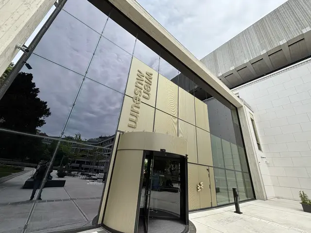 Vom barrierefreien Eingang bis zu Kunst, die mit mehreren Sinnen erlebbar ist: Das Wien Museum leistet Pionierarbeit für einen barrierefreien Zugang zu Kunst. | Foto: Andreas Pölzl/MeinBezirk