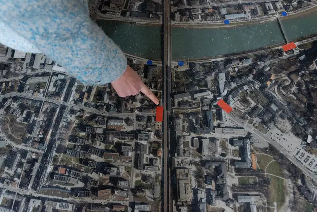 Um die Sichtbarkeit und damit die Sicherheit beim Radfahren zu erhöhen, hat die Stadt Salzburg eine große Markierungsoffensive gestartet.  | Foto: Stadt Salzburg/Escabosa