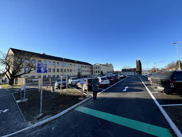 Die Prinz Eugen-Straße wurde im zweiten Sanierungsabschnitt fertiggestellt. Dabei wurden neue Parkflächen geschaffen. | Foto: Stadtgemeinde Oberwart