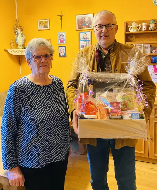 Jubilarin Eugenie Trabauer und Bürgermeister Franz Dam | Foto: Marktgemeinde Absdorf