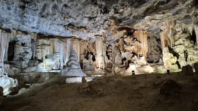 30.10.2025 in den Cango Caves.