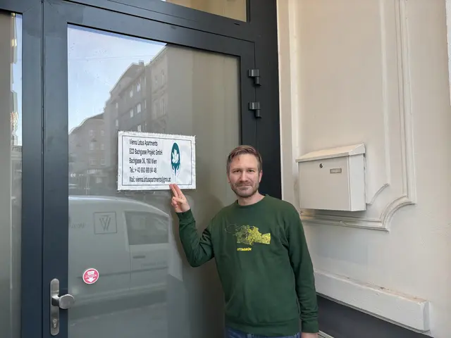 Klubobmann Mathias Ertl (Grüne) möchte im Grätzl eine Wohnzone etablieren. | Foto: Foto: Z.V.g.