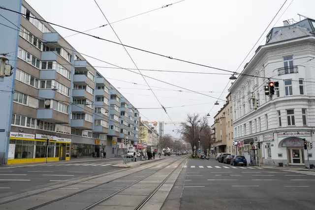 Gegen die Roadrunner auf der Heiligenstädter Straße sind neue Maßnahmen geplant.  | Foto: Valentina Marinelic/MeinBezirk